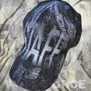 FRIENDS & FAMILY CAP (BLACK CAMO)